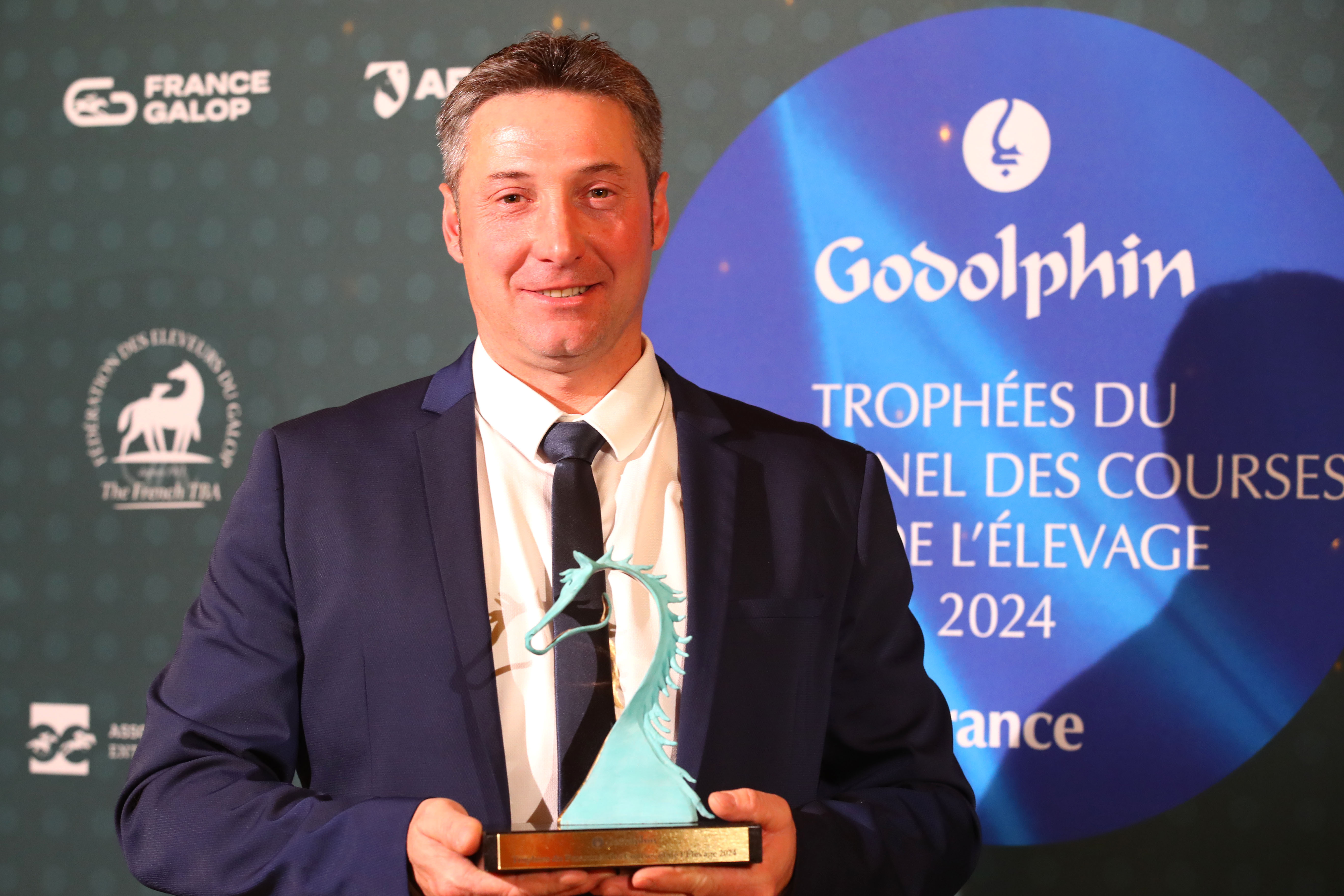 DEVOUEMENT POUR LES COURSES