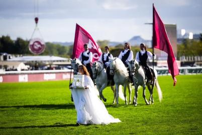 le Trophée sur la piste de ParisLongchamp
