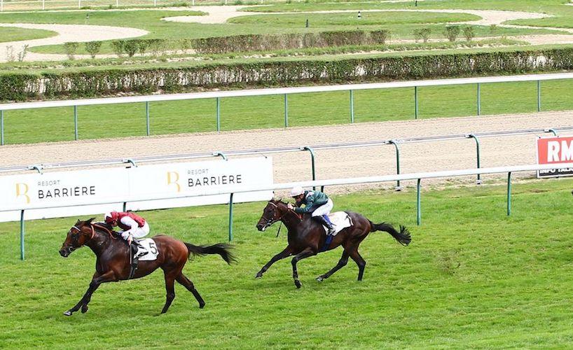 Prix Daphnis : Glorious Journey brise son écart