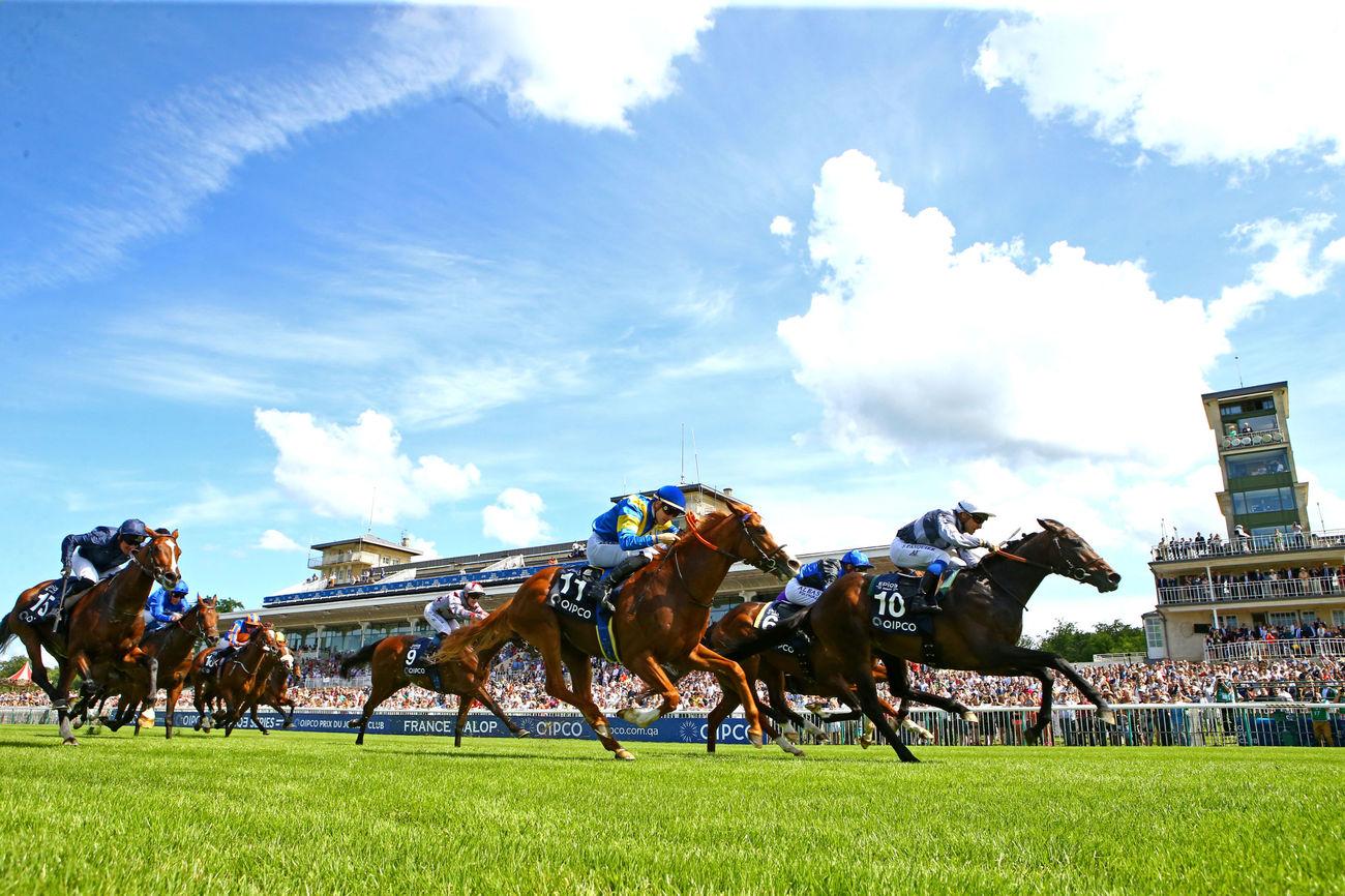 Le défilé du QIPCO Prix du Jockey Club
