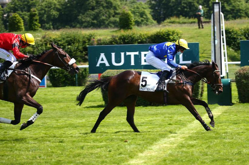 Murat Chase: Ebonite beats Carriacou and the young ones Murat Chase: Ebonite beats Carriacou and the young ones
