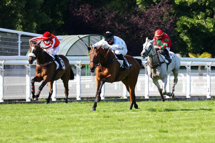 Alain du Breil 4yo Hurdle race: Many rivers to cross Alain du Breil 4yo Hurdle race: Many rivers to cross