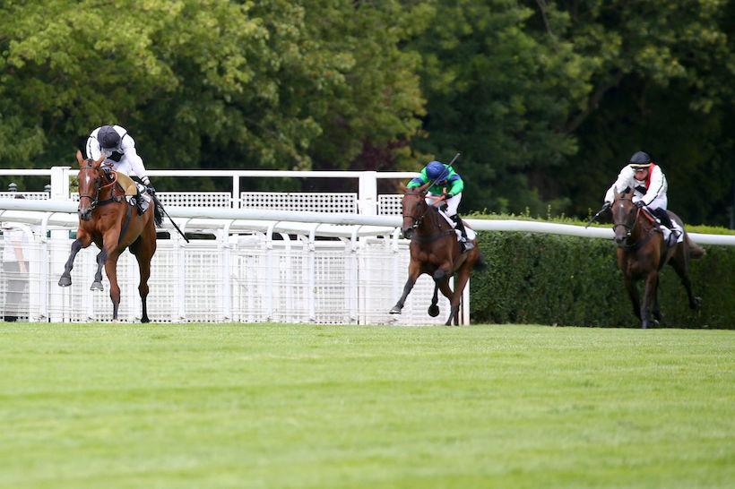 Haras d'Étreham prix Sagan : Ladyville prend la direction