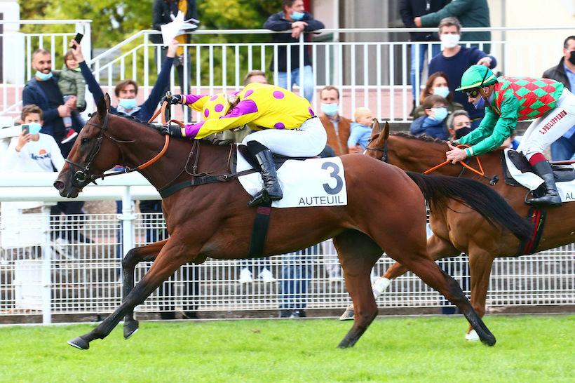 Maisons-Laffitte 4yo Hurdle race: Séduction takes over Maisons-Laffitte 4yo Hurdle race: Séduction takes over