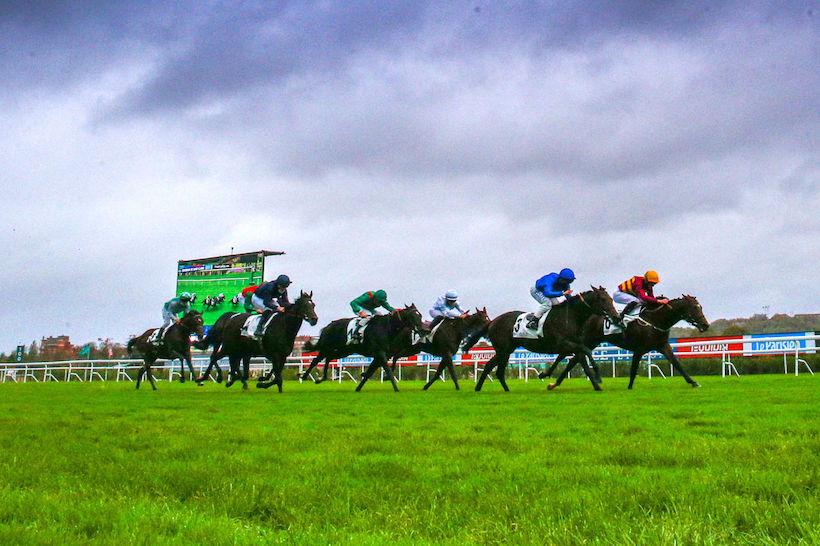Critérium de Saint-Cloud : Gear Up passe la quatrième vitesse Critérium de Saint-Cloud : Gear Up passe la quatrième vitesse