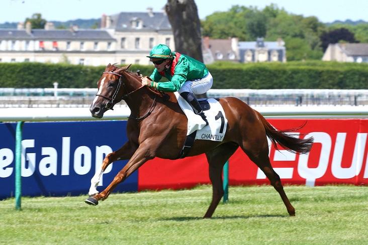 Tariyana s'impose avec style dans le Prix Chloé dimanche à Chantilly
