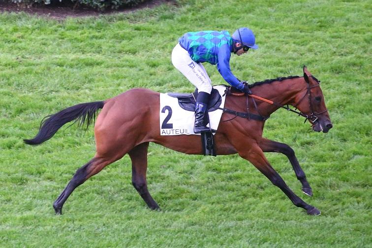 Diamond Carl n'a pas d'adversaire à sa hauteur