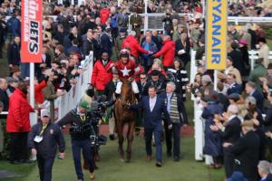 Balko des Flos et Un de Sceaux chantent le Maine-et-Loire à Cheltenham