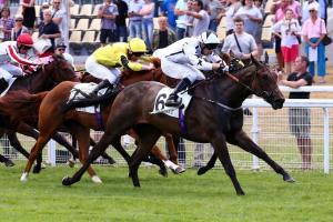 Revanche française pour l'anglaise Little Kim Revanche française pour l'anglaise Little Kim