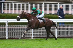 Master Dino gagne la belle