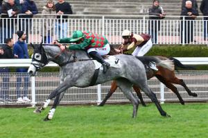 Raffles Sun gets winning ticket