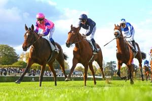 Critérium de Saint-Cloud : A Three Nations tournament Critérium de Saint-Cloud : A Three Nations tournament