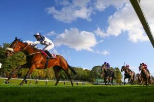 Abbaye de Longchamp Longines : Another French leave by Glass Slippers Abbaye de Longchamp Longines : Another French leave by Glass Slippers