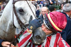 La Haye Jousselin : Bipolaire wins 3rd Autumn "Grand Steeple" La Haye Jousselin : Bipolaire wins 3rd Autumn "Grand Steeple"