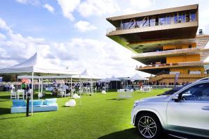 Photo Mercedes-Benz ParisLongchamp