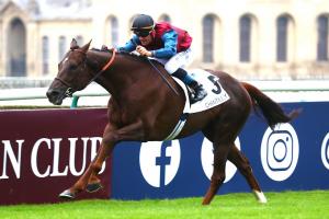 Mare Australis file vers le succès dans le Grand Prix de Chantilly