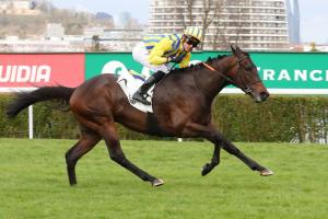 Haya Zark réalise une démonstration dans le Prix Exbury